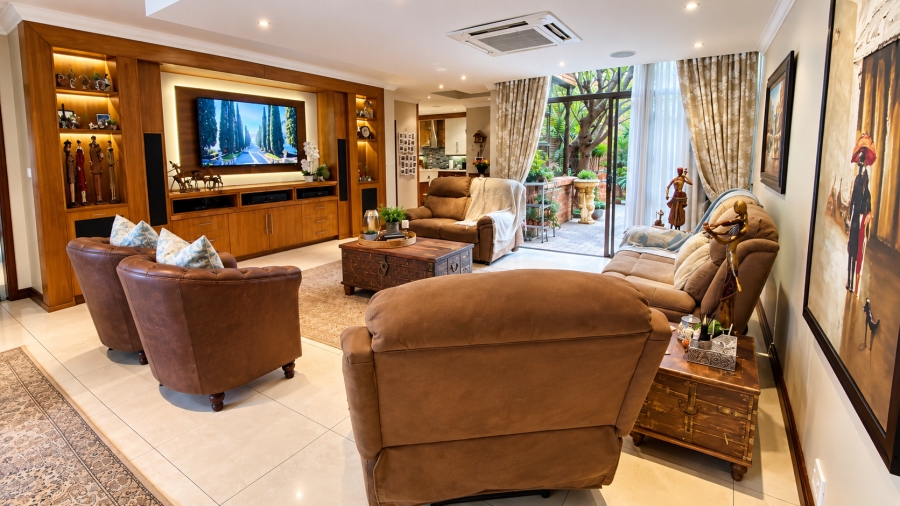 4 Bedroom Property for Sale in Wilkoppies North West